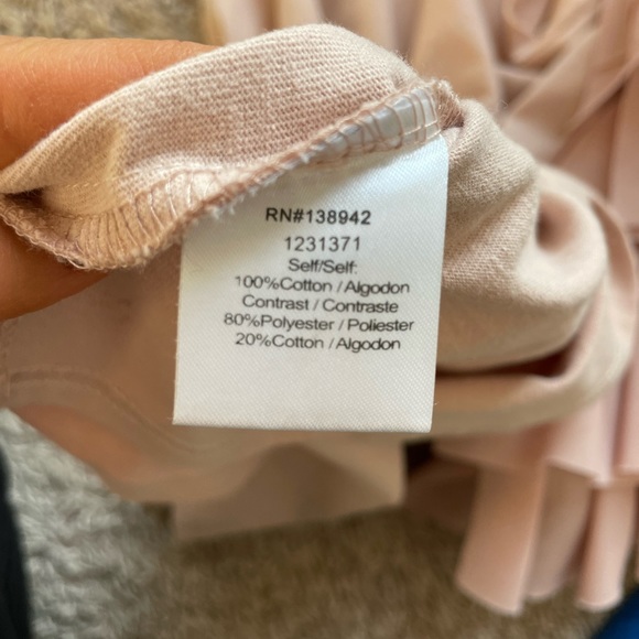 Layered one ruffle sleeve top - Picture 5 of 5